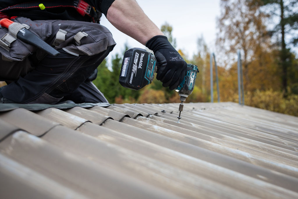 rännien puhdistus ja katon huolto Kontiolahti