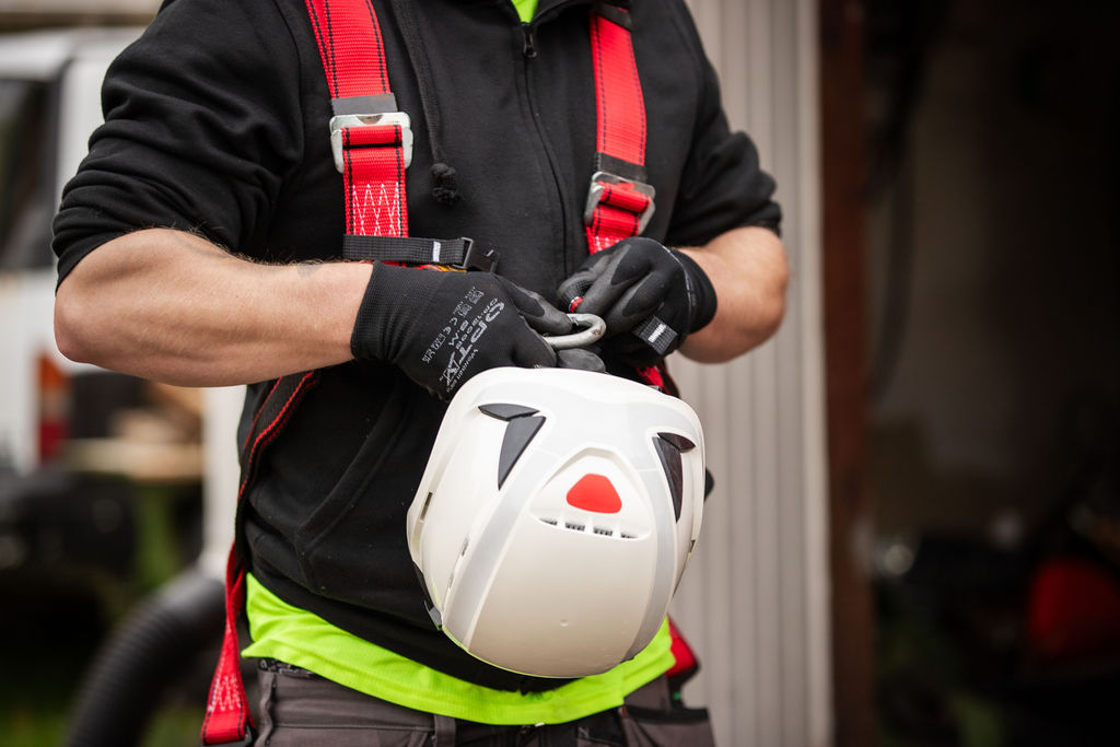 Ammattitaitoiset kattotyöt, remontointipalvelut ja erilaiset kunnossapitotyöt pitkällä kokemuksella Pohjois-Karjalan alueelle